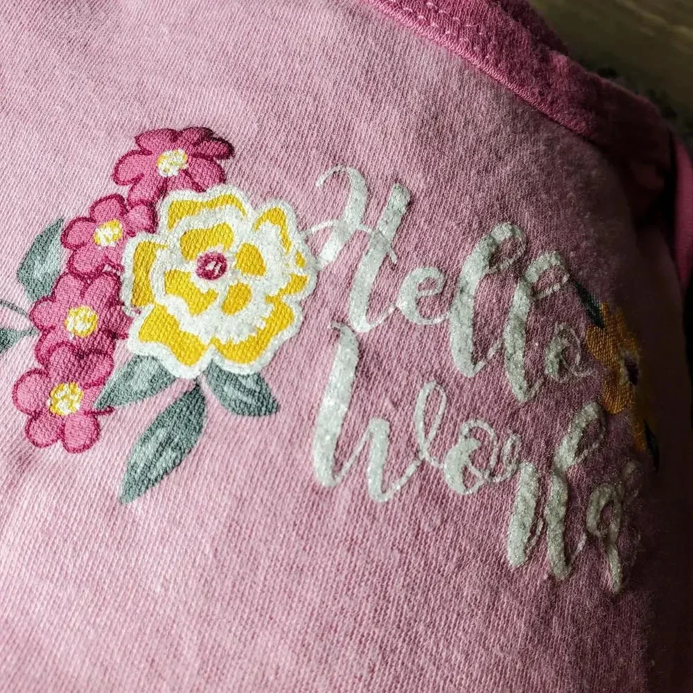 Duck.Duck Goose Floral Baby Bodysuits Size 0-3M